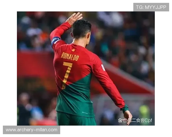 足球二弟指的是哪位球星 他在球场上的表现为何如此耀眼